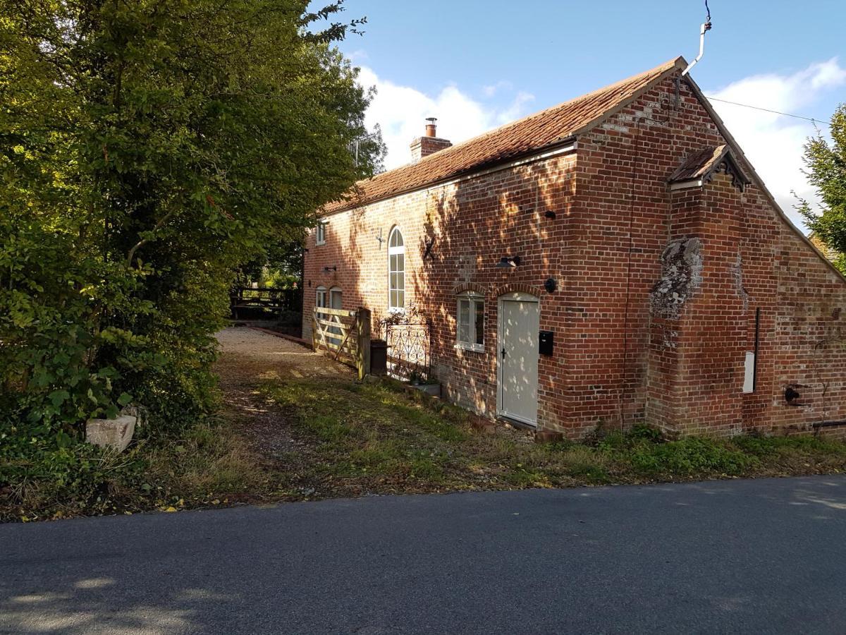 Baptist Cottage Cheverell Exterior photo