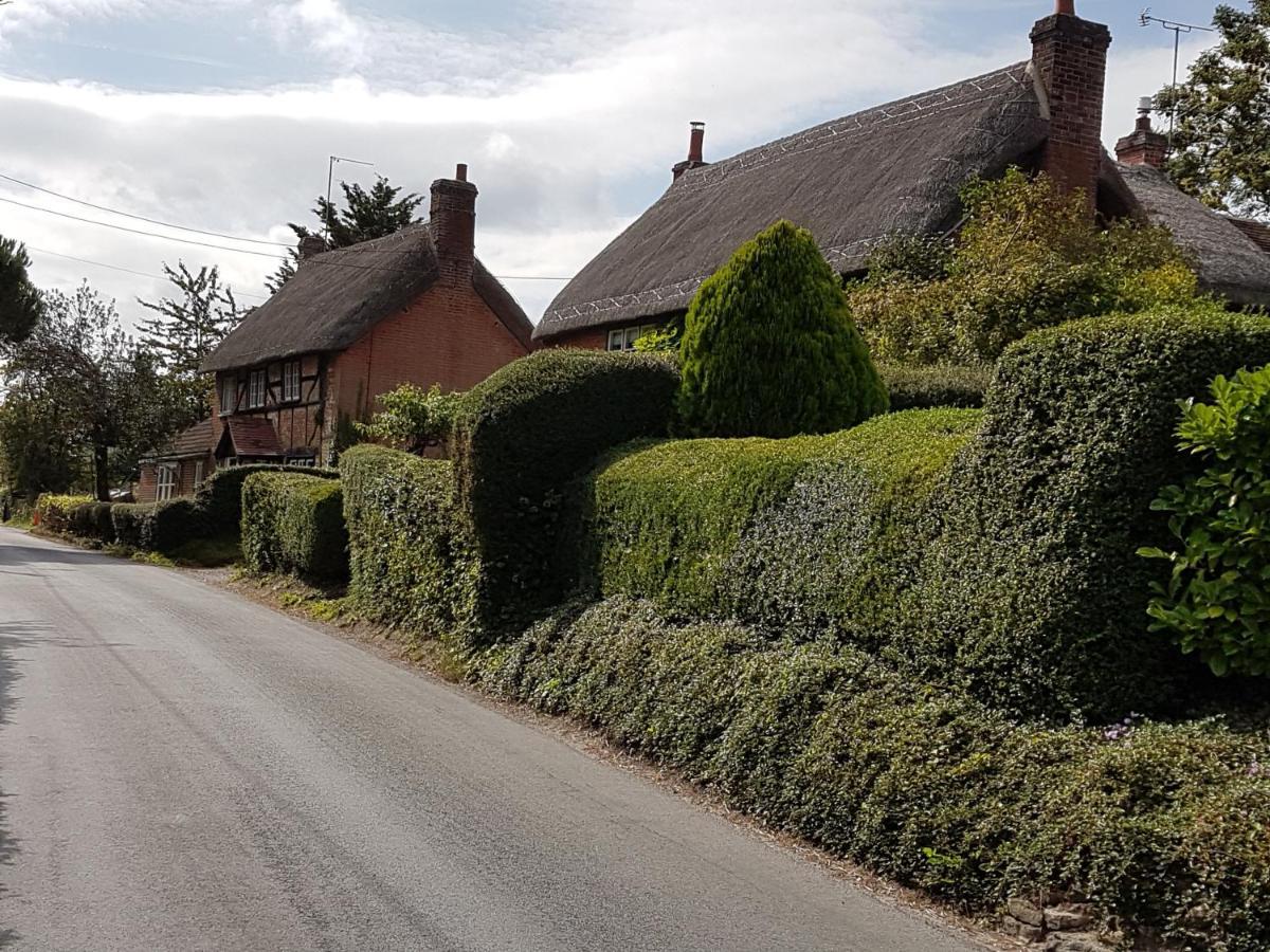 Baptist Cottage Cheverell Exterior photo